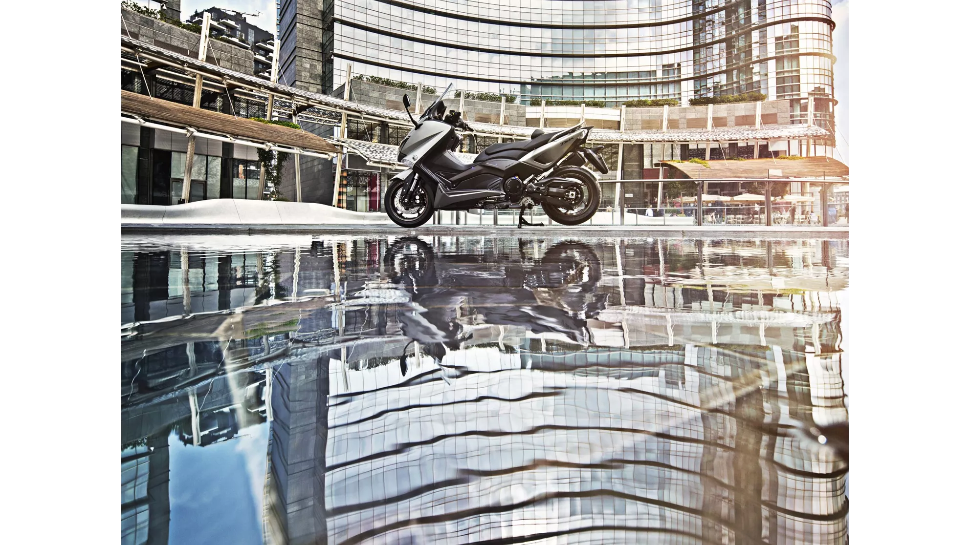 Yamaha T-MAX 530 ABS - Image 6 Yamaha T-MAX 530 ABS - Image 6