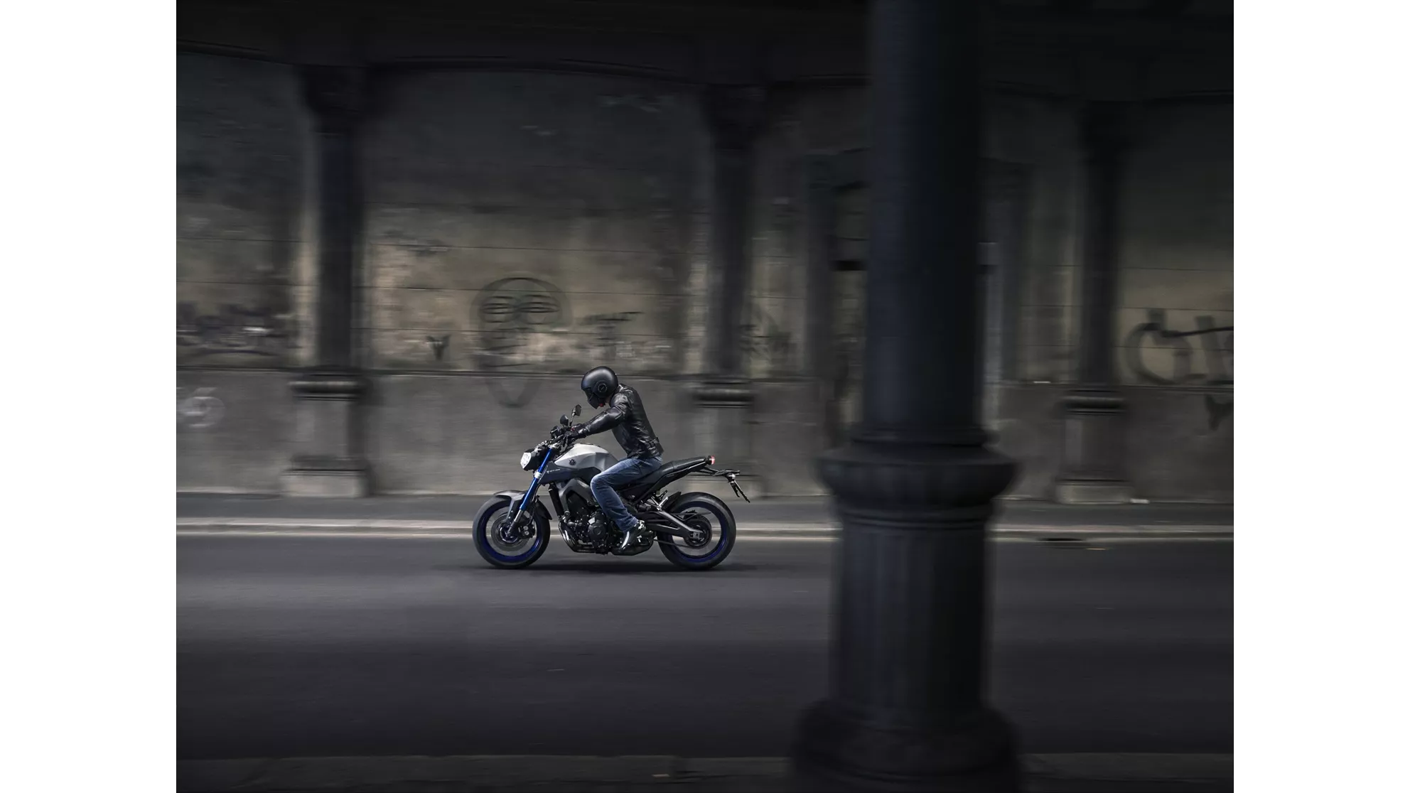 Yamaha MT-09 - Image 1 Yamaha MT-09 - Image 1