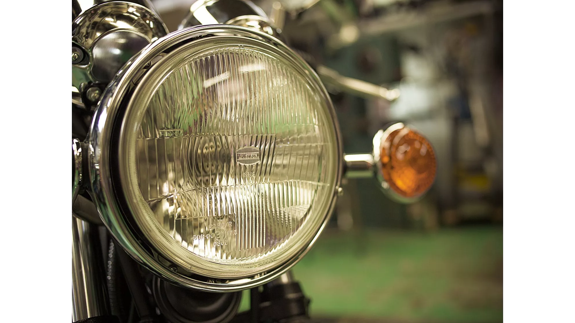 Yamaha SR 400 - Image 2 Yamaha SR 400 - Image 2