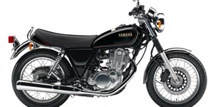 Yamaha SR 400 2015 vs Honda SH150i 2018