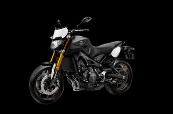 Yamaha MT-09 Sport Tracker 2015 - Bild 2 Yamaha MT-09 Sport Tracker 2015 - Bild 2