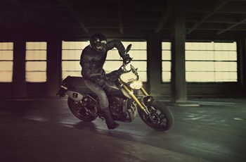 Yamaha MT-09 Sport Tracker 2015 - Bild 11 Yamaha MT-09 Sport Tracker 2015 - Bild 11