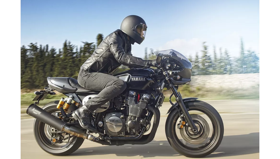 Yamaha XJR 1300 Racer 2015 Yamaha XJR 1300 Racer 2015