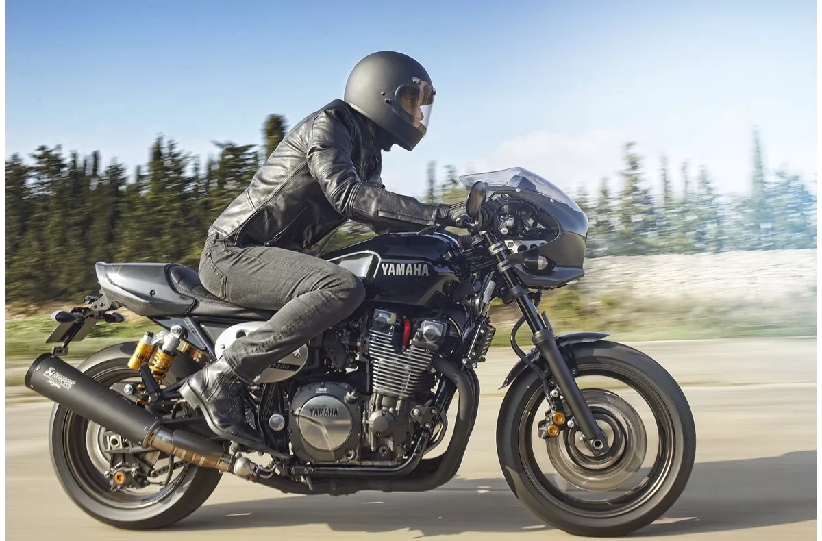 Yamaha XJR 1300 Racer Yamaha XJR 1300 Racer
