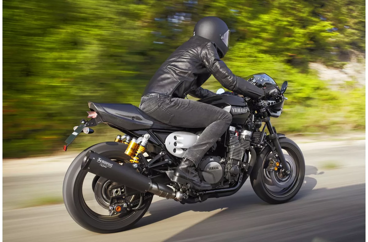 Yamaha XJR 1300 Racer Yamaha XJR 1300 Racer
