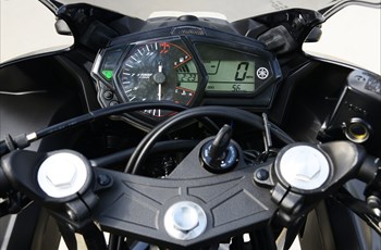 Yamaha R3 2015 - Bild 7 Yamaha R3 2015 - Bild 7