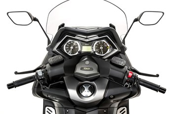 Yamaha T-MAX Iron Max ABS 2015 - Bild 9