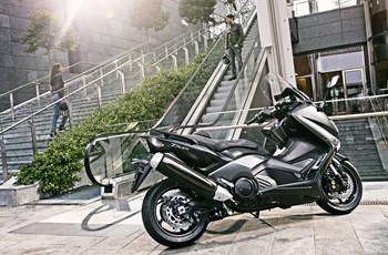 Yamaha T-MAX Iron Max ABS 2015 - Bild 11