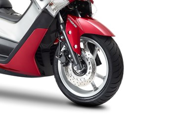 Yamaha NMAX 125 2015 - Bild 16 Yamaha NMAX 125 2015 - Bild 16