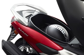 Yamaha NMAX 125 2015 - Bild 24 Yamaha NMAX 125 2015 - Bild 24