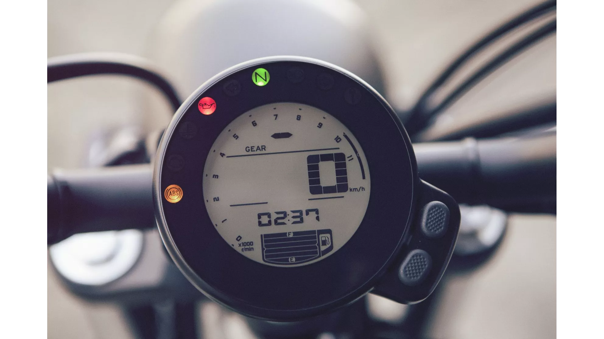 Yamaha XSR700 - Image 17 Yamaha XSR700 - Image 17