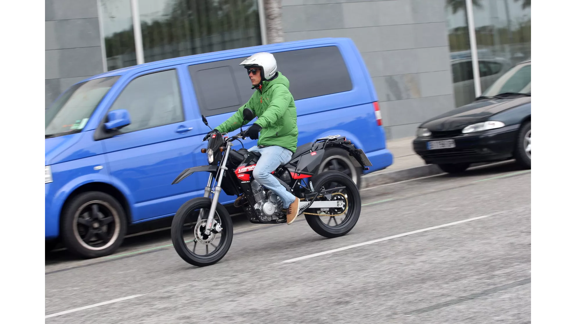 Rieju MRT SM 125 - Image 12 Rieju MRT SM 125 - Image 12