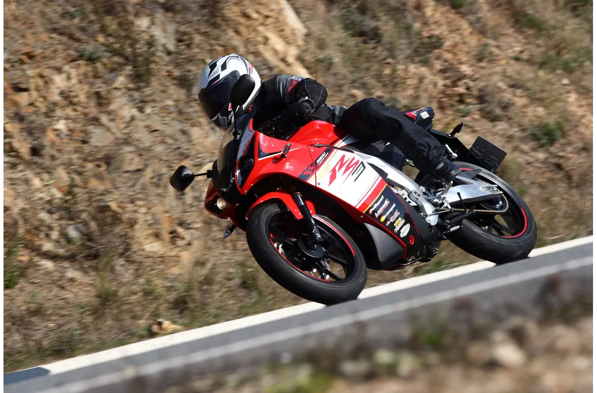 Rieju RS3 125 Rieju RS3 125