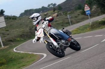 Rieju Marathon 125 Supermoto 2015 - Bild 2 Rieju Marathon 125 Supermoto 2015 - Bild 2