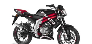 Derbi GPR Nude 50 2011 vs Rieju RS3 NKD 50 2015