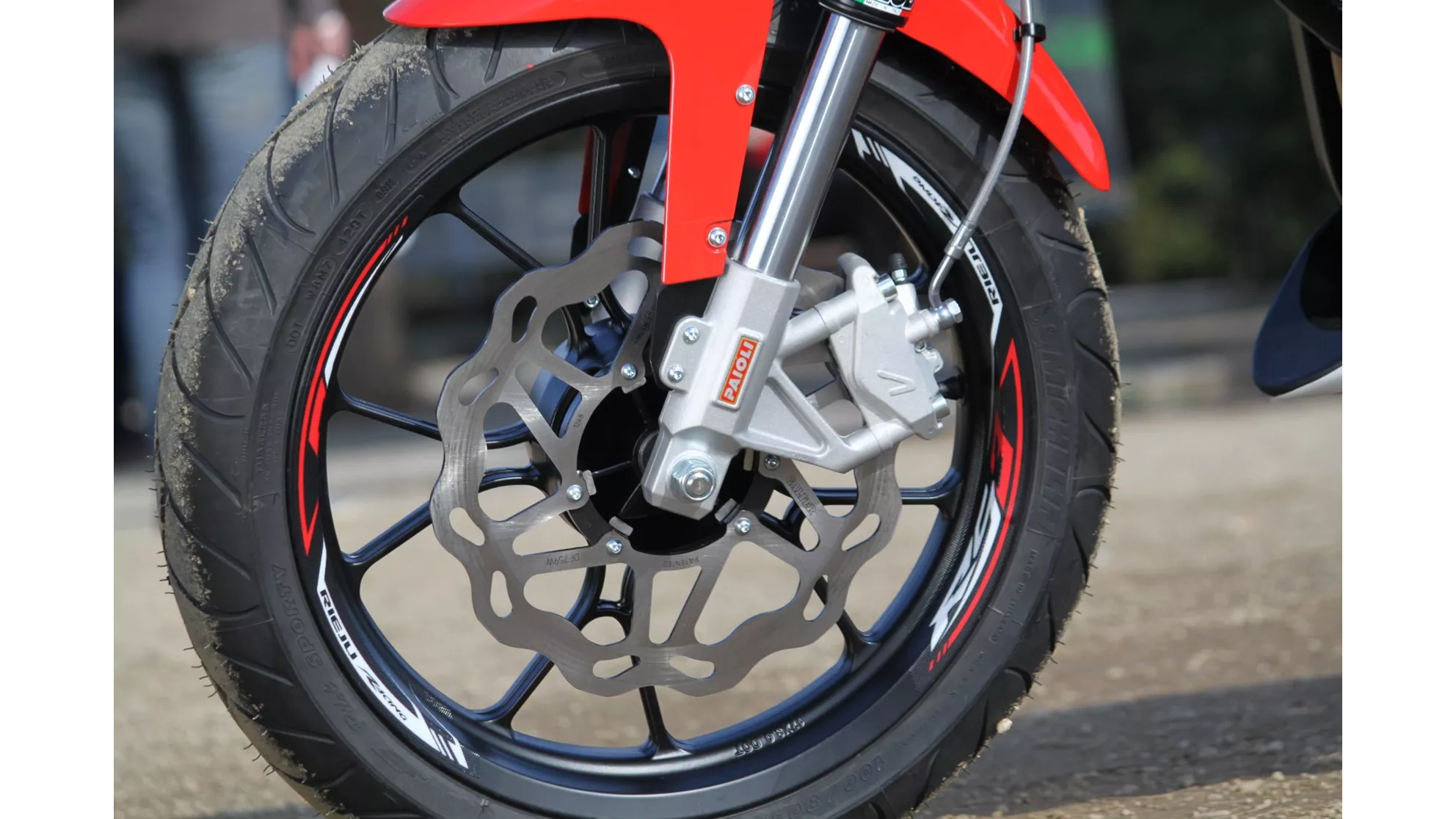 Rieju RS3 NKD 125 - Image 4 Rieju RS3 NKD 125 - Image 4