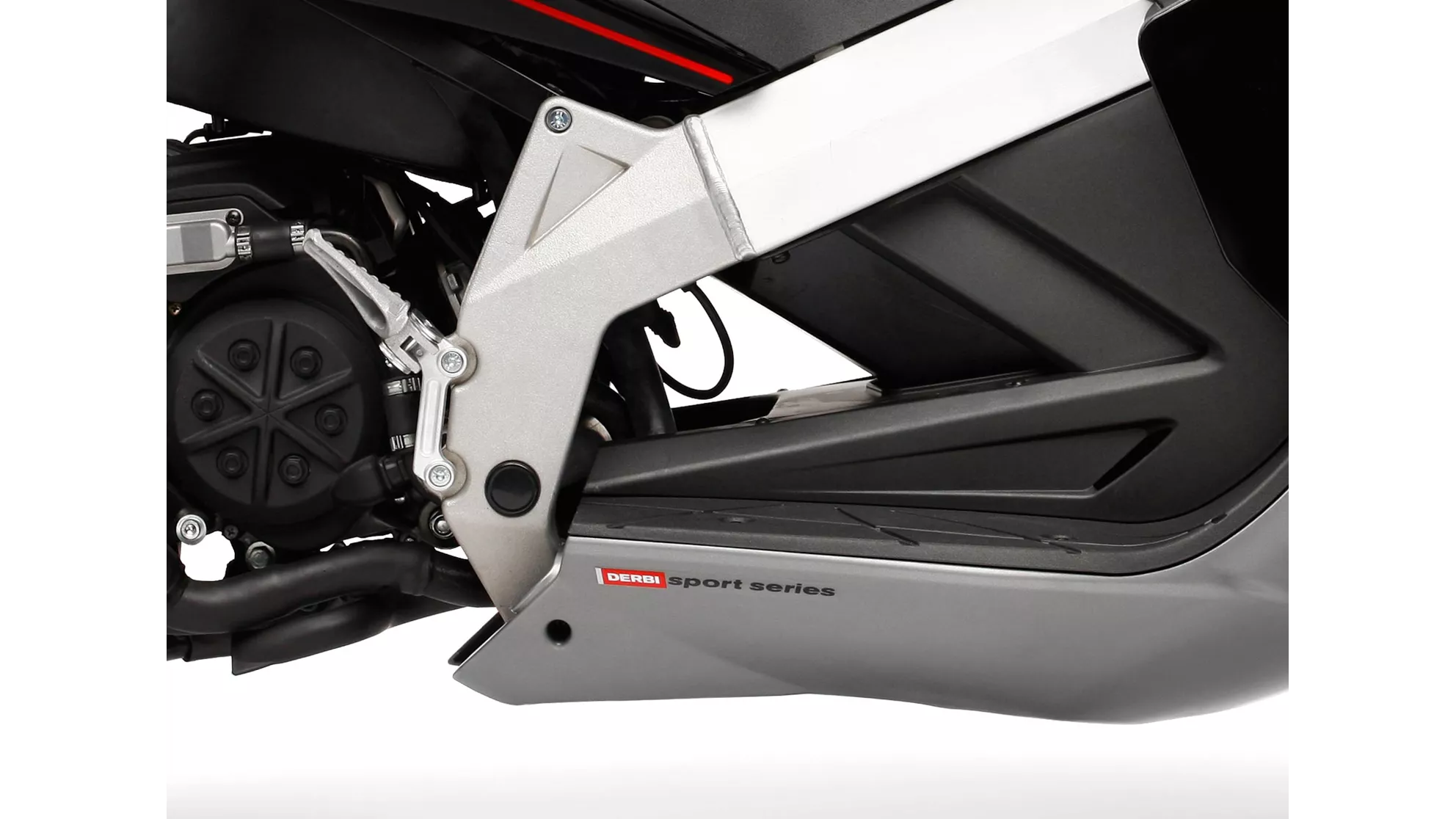 Derbi GP1 125 Low Seat - Image 4 Derbi GP1 125 Low Seat - Image 4