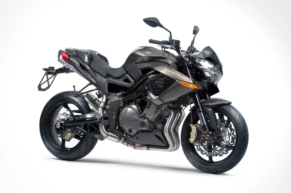 Benelli TNT 1130 Century Racer Benelli TNT 1130 Century Racer