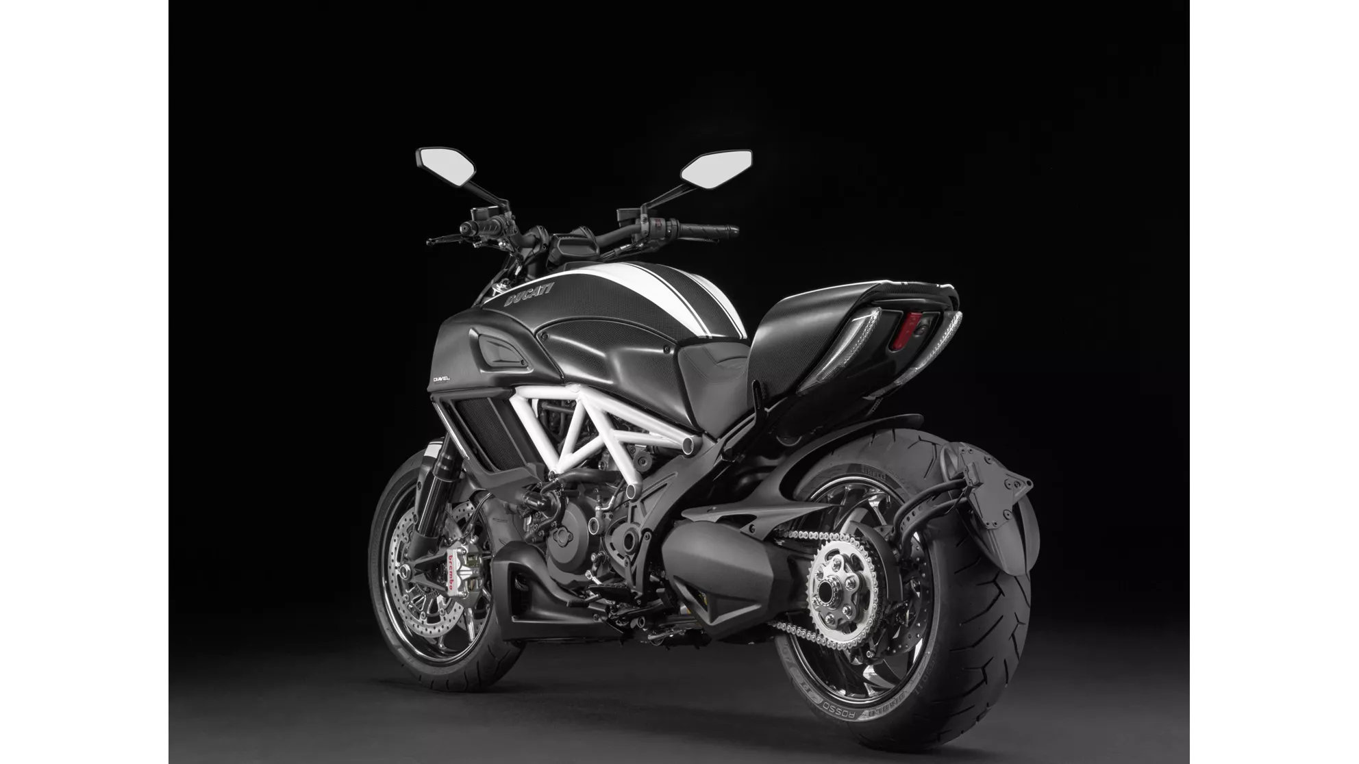 Ducati Diavel Carbon - Image 12 Ducati Diavel Carbon - Image 12
