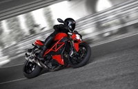 Ducati Streetfighter 848 2015 - Bild 2 Ducati Streetfighter 848 2015 - Bild 2