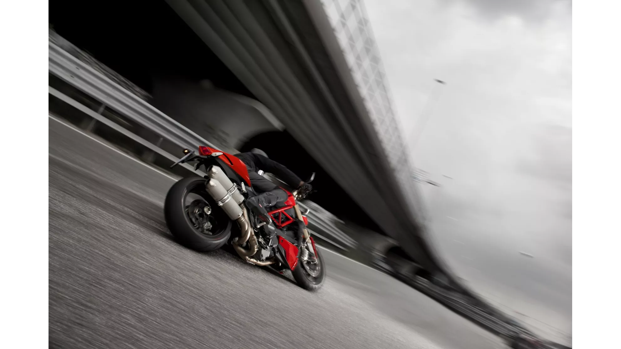 Ducati Streetfighter 848 - Obrázok 6