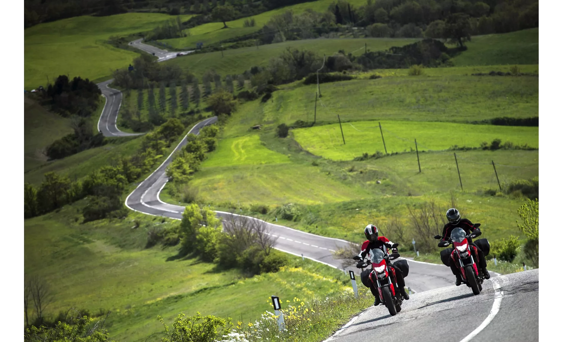Ducati Hyperstrada 2015