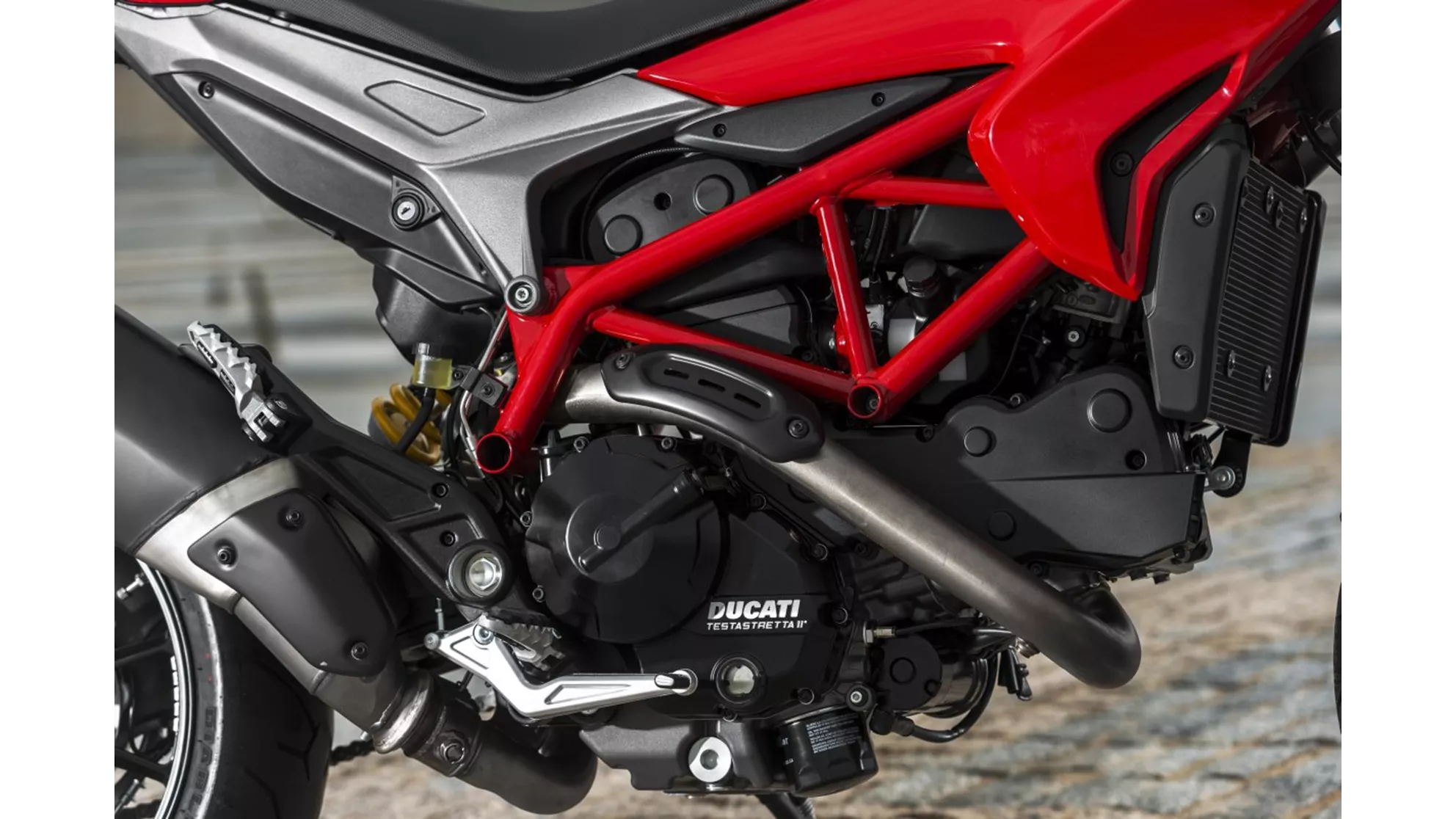 Ducati Hypermotard 821 - Resim 6