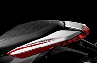 Ducati Hypermotard SP 821 2015 - Bild 3