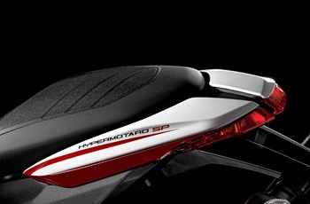 Ducati Hypermotard SP 821 2015 - Bild 3 Ducati Hypermotard SP 821 2015 - Bild 3