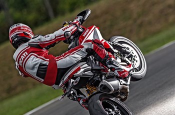 Ducati Hypermotard SP 821 2015 - Bild 9 Ducati Hypermotard SP 821 2015 - Bild 9