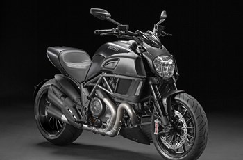 Ducati Diavel 1200 Dark 2015 - Bild 4