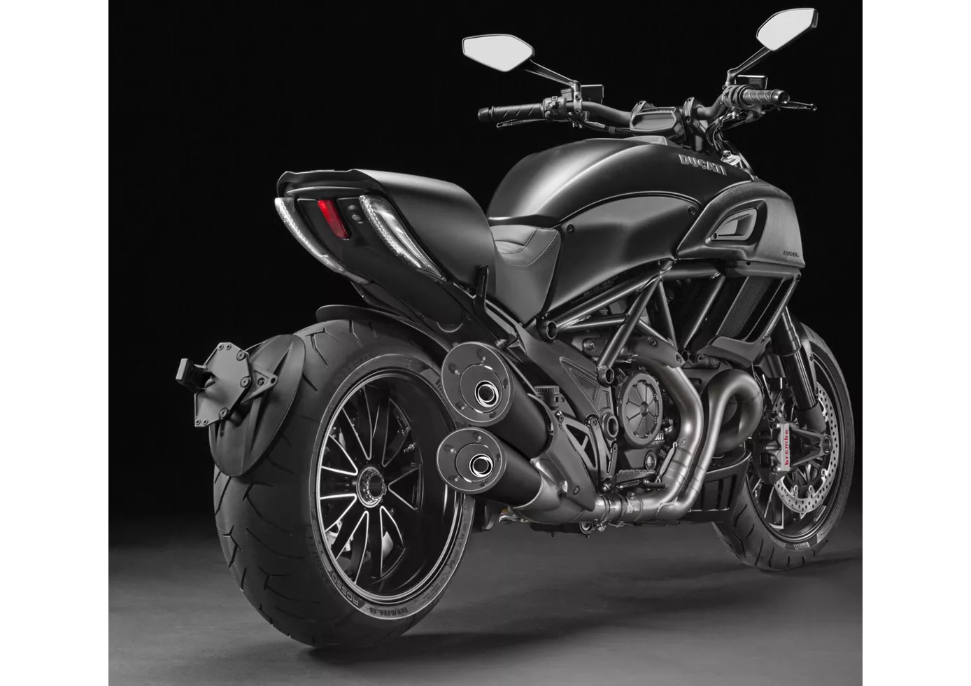 Ducati Diavel 1200 Dark 2015
