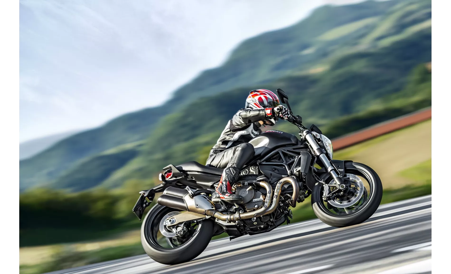 Ducati Monster 821 2015