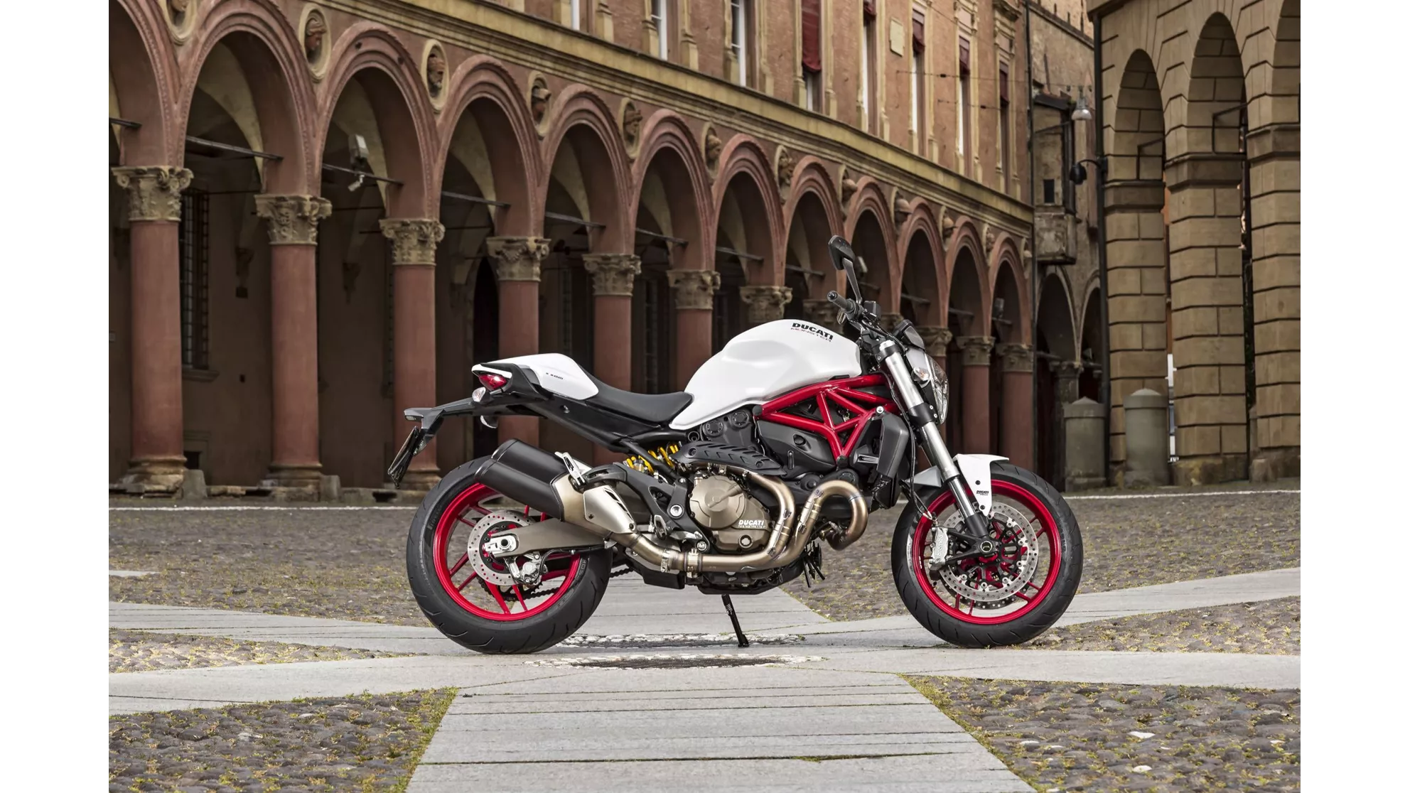 Ducati Monster 821 - Image 24 Ducati Monster 821 - Image 24