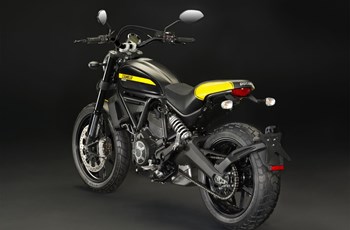 Ducati Scrambler Full Throttle 2015 - Bild 3 Ducati Scrambler Full Throttle 2015 - Bild 3