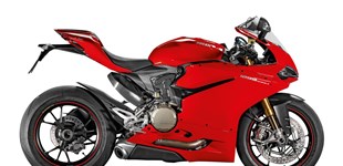 Ducati 1299 Panigale S 2015 vs Ducati Panigale V4 S 2020
