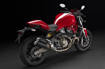 Ducati Monster 821 Stripe 2015 - Bild 5