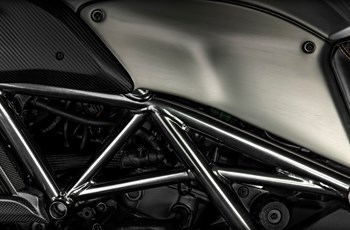 Ducati Diavel Titanium 2015 - Bild 5