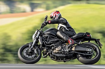 Ducati Monster 821 Dark 2015 - Bild 5