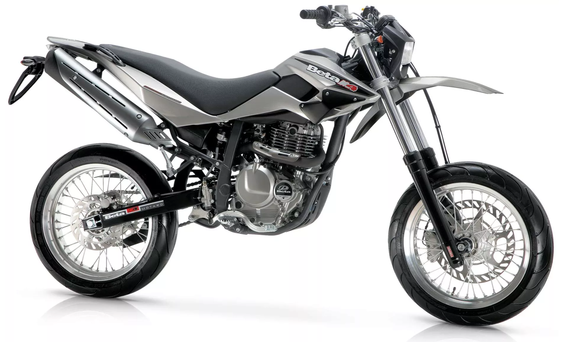 Beta M4 - 4T 2015 Beta M4 - 4T 2015