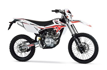 Beta RR Enduro 4T 125 AC 2015 - Bild 2 Beta RR Enduro 4T 125 AC 2015 - Bild 2