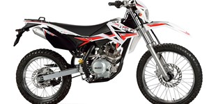 Beta RR Motard 125 4T 2016 vs Beta RE 125 4T 2015