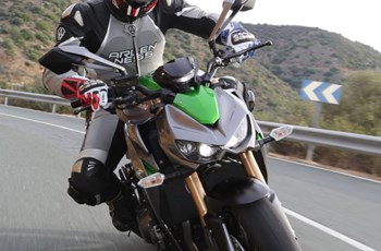 Kawasaki Z1000 2015 - Bild 23 Kawasaki Z1000 2015 - Bild 23