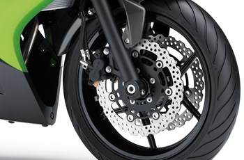 Kawasaki ER-6f 2015 - Bild 4 Kawasaki ER-6f 2015 - Bild 4