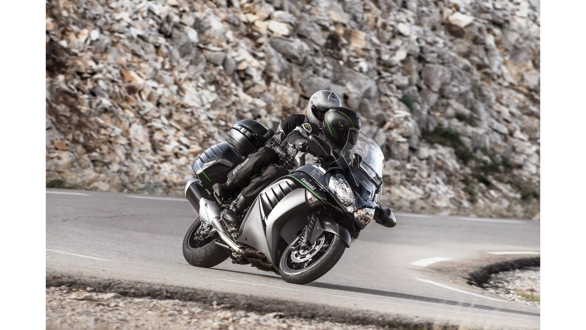 Kawasaki GTR 1400 - Image 1 Kawasaki GTR 1400 - Image 1