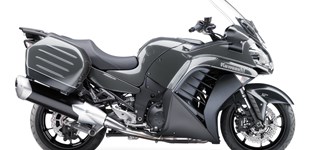 Kawasaki GTR 1400 2015 vs Suzuki Bandit 1200 2005