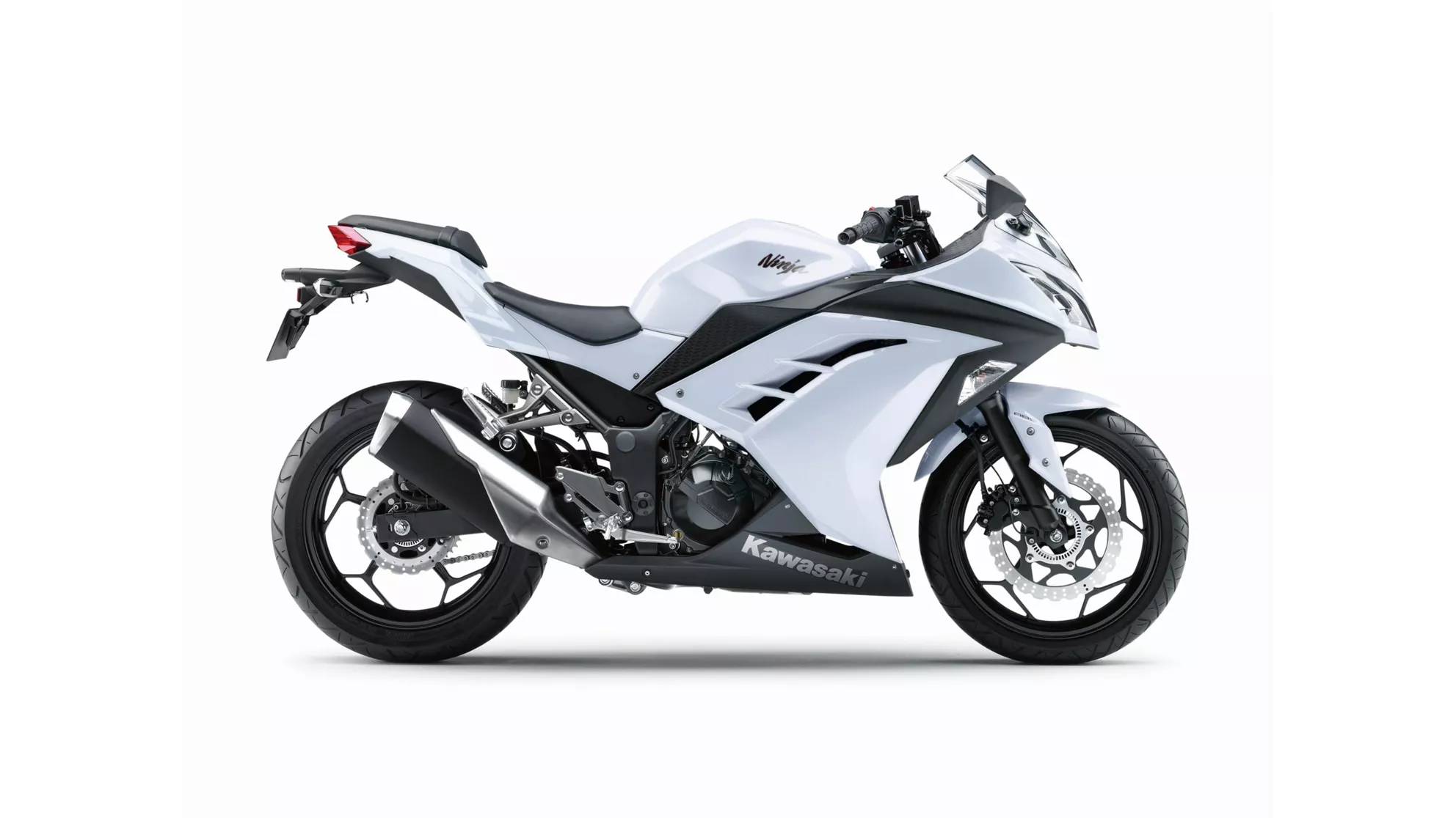Kawasaki Ninja 300 - Image 5 Kawasaki Ninja 300 - Image 5