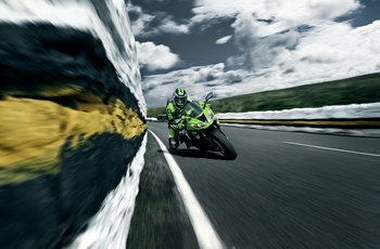 Kawasaki Ninja ZX-6R 636 2015 - Bild 8 Kawasaki Ninja ZX-6R 636 2015 - Bild 8