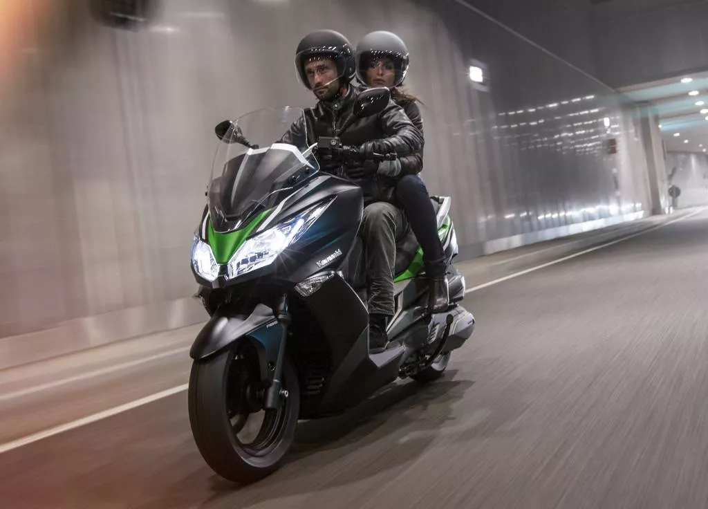 Kawasaki J300 Kawasaki J300