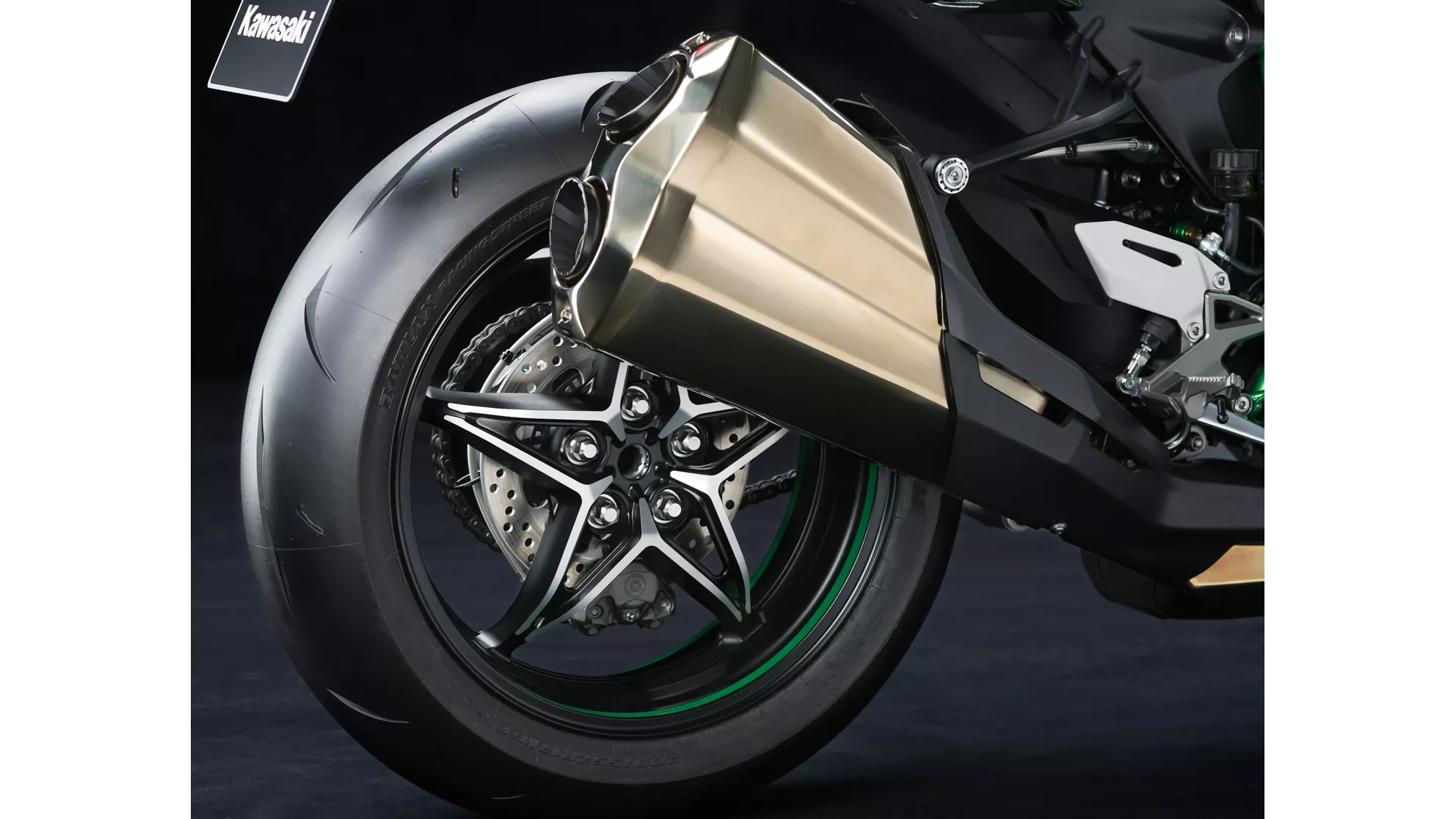 Kawasaki Ninja H2 - Image 9 Kawasaki Ninja H2 - Image 9